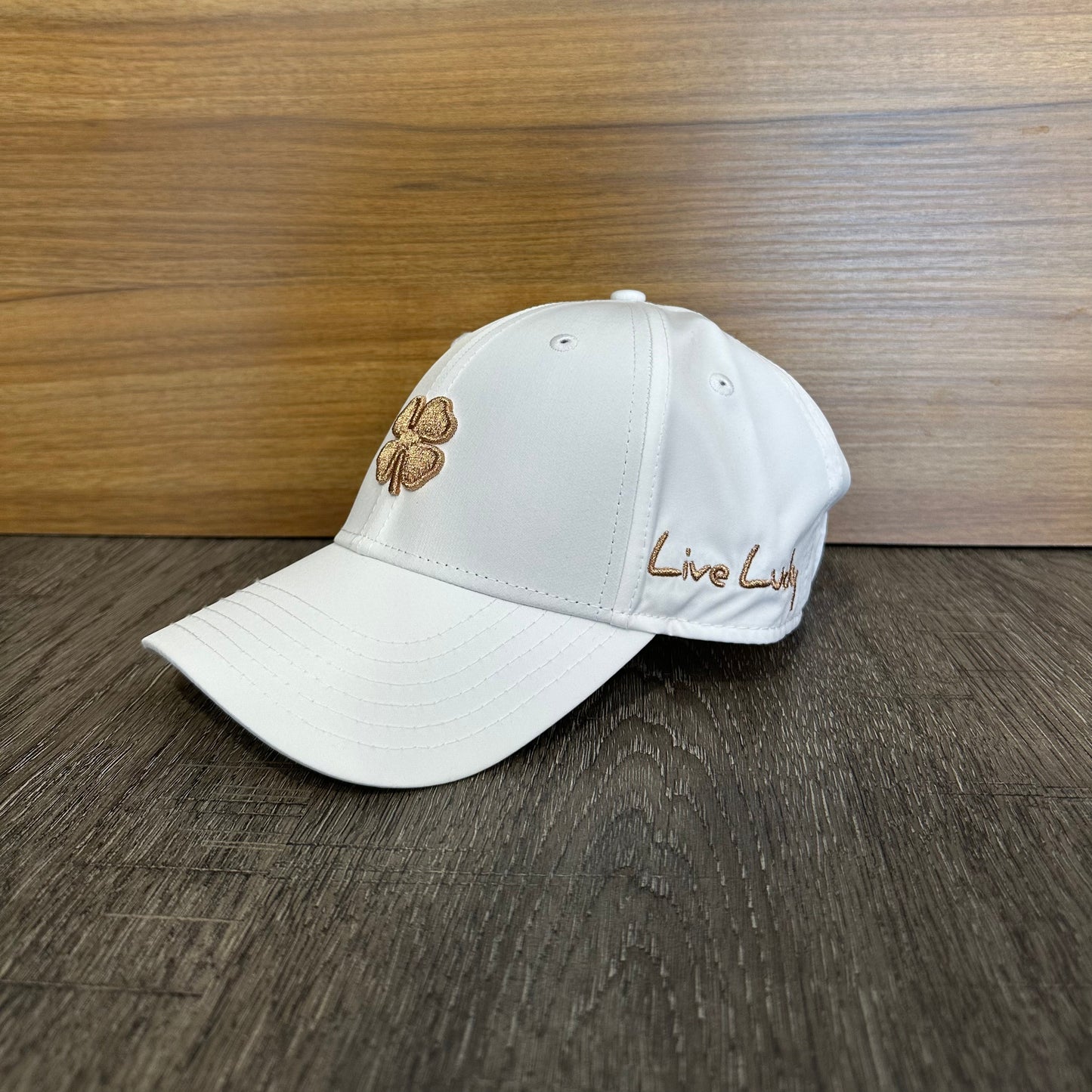 Gorra Black Clover Bc Hollywood 1 Blanco Rosa Unitalla Ajustable