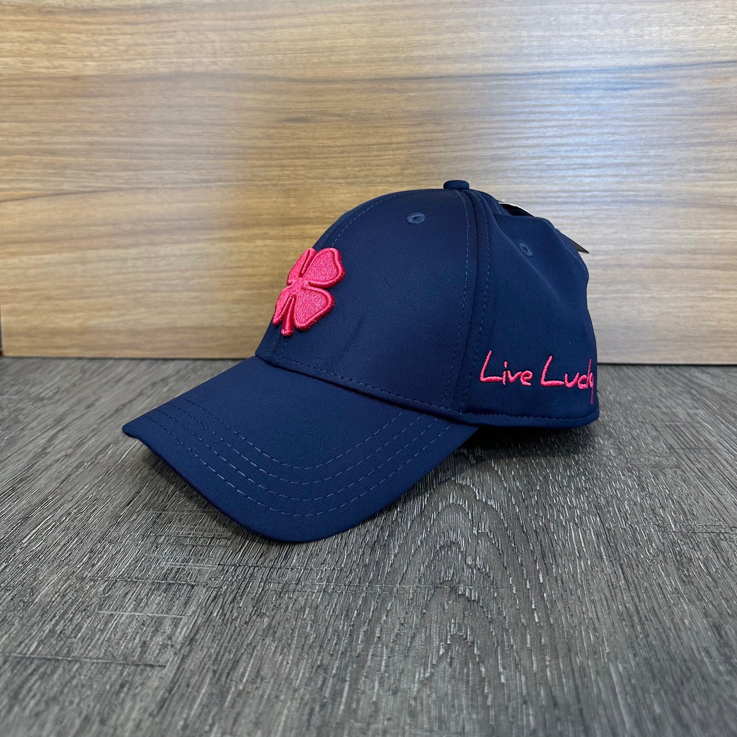 Gorra Black Clover Premium Clover 163 Azul Marino Rosa