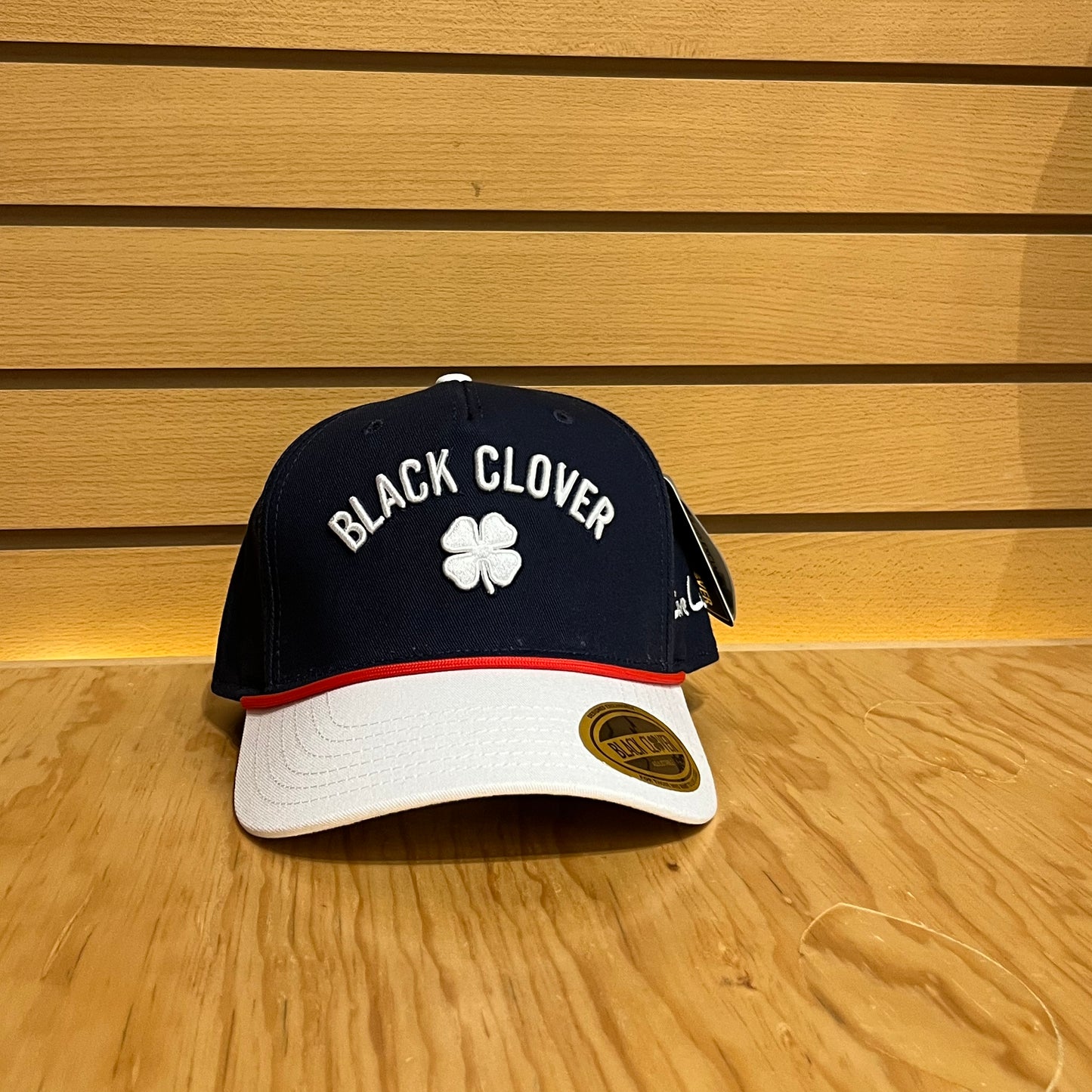 Gorra Black Clover Timeless 5 Navy Blanco Ajustable
