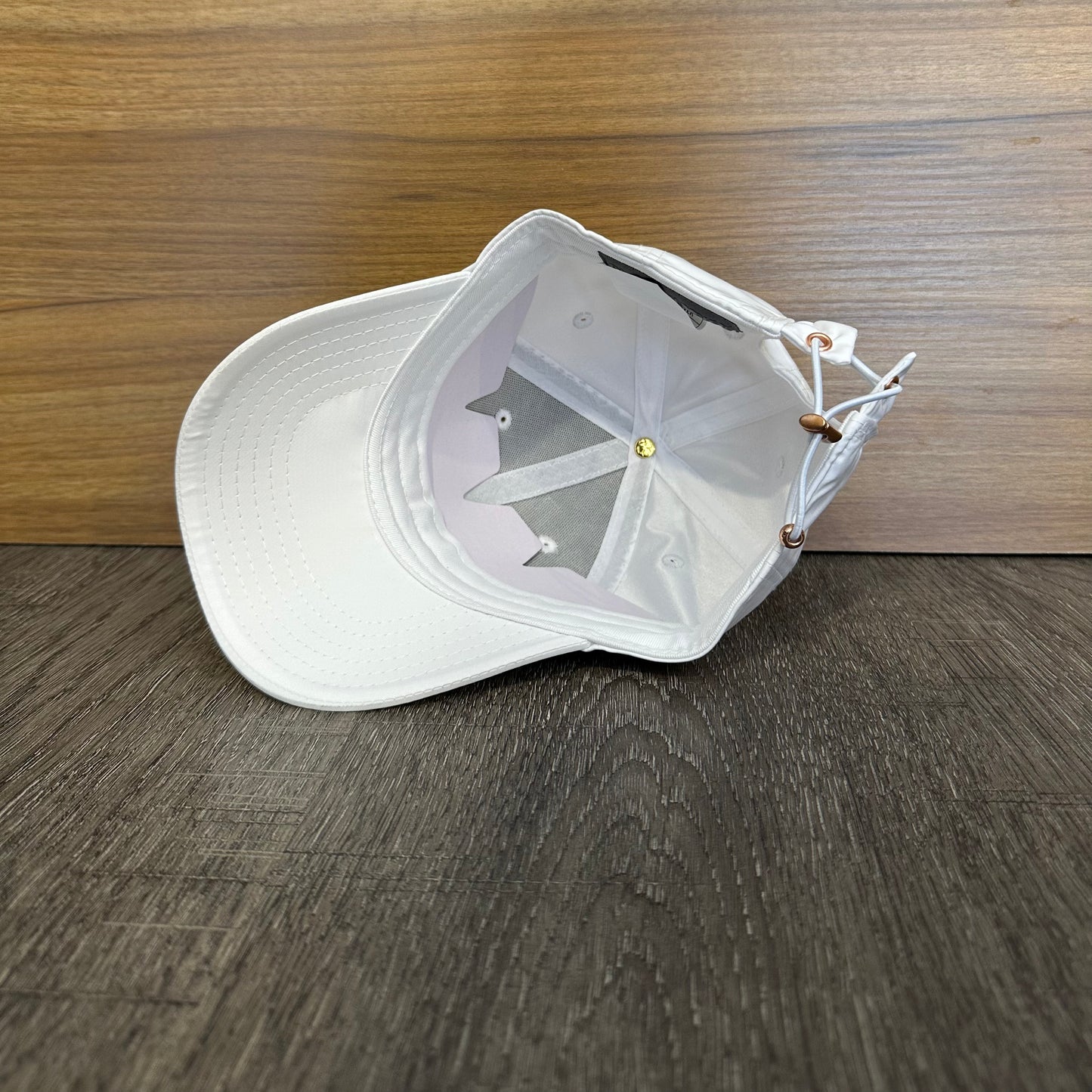 Gorra Black Clover Bc Hollywood 1 Blanco Rosa Unitalla Ajustable