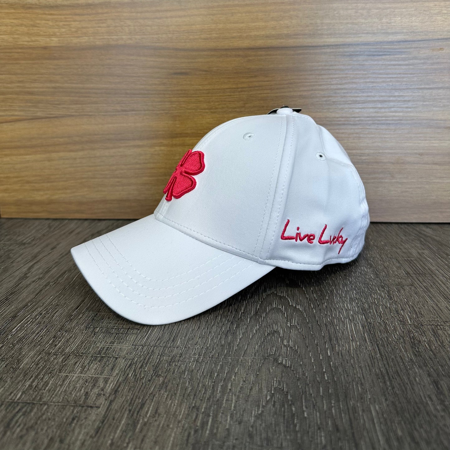 Gorra Black Clover Premium Clover 159 Blanco Rosa