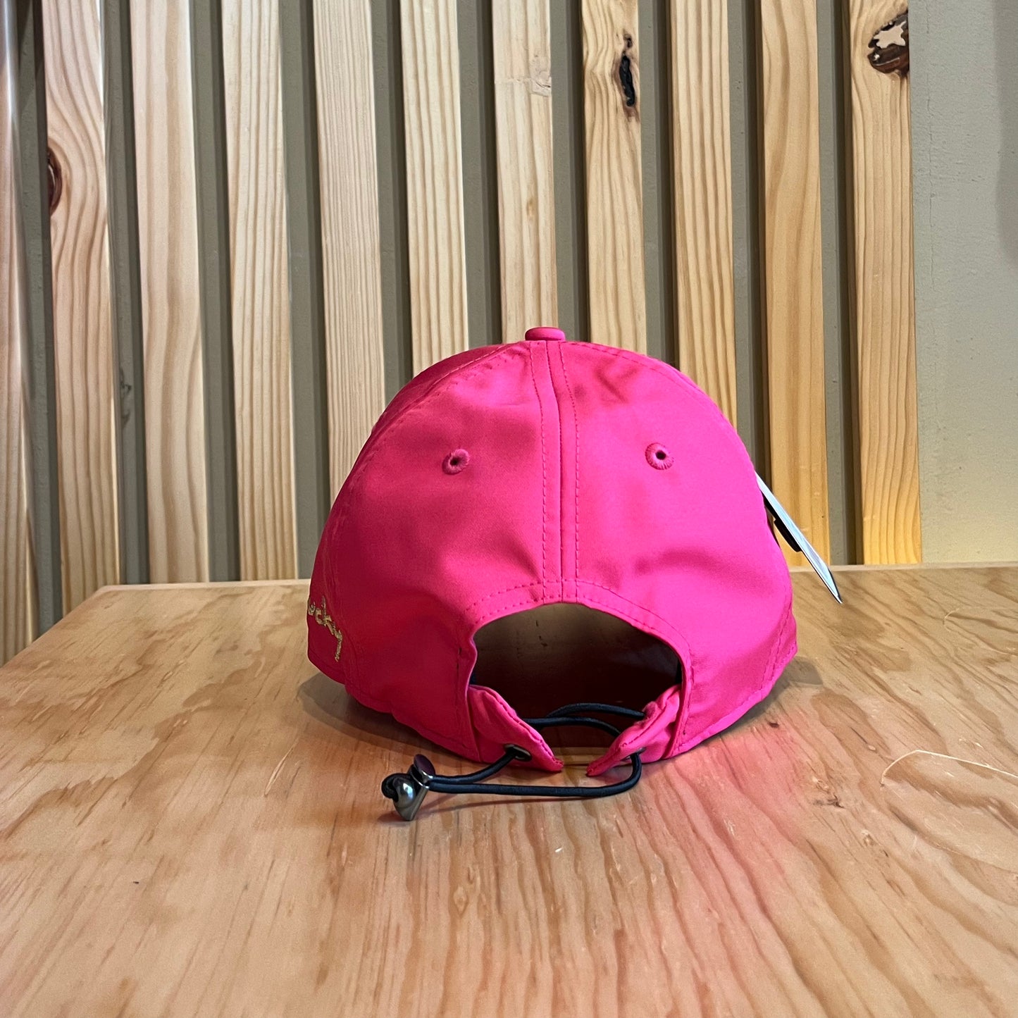 Gorra Black Clover Bc Hollywood 26 Fucsia Unitalla Ajustable