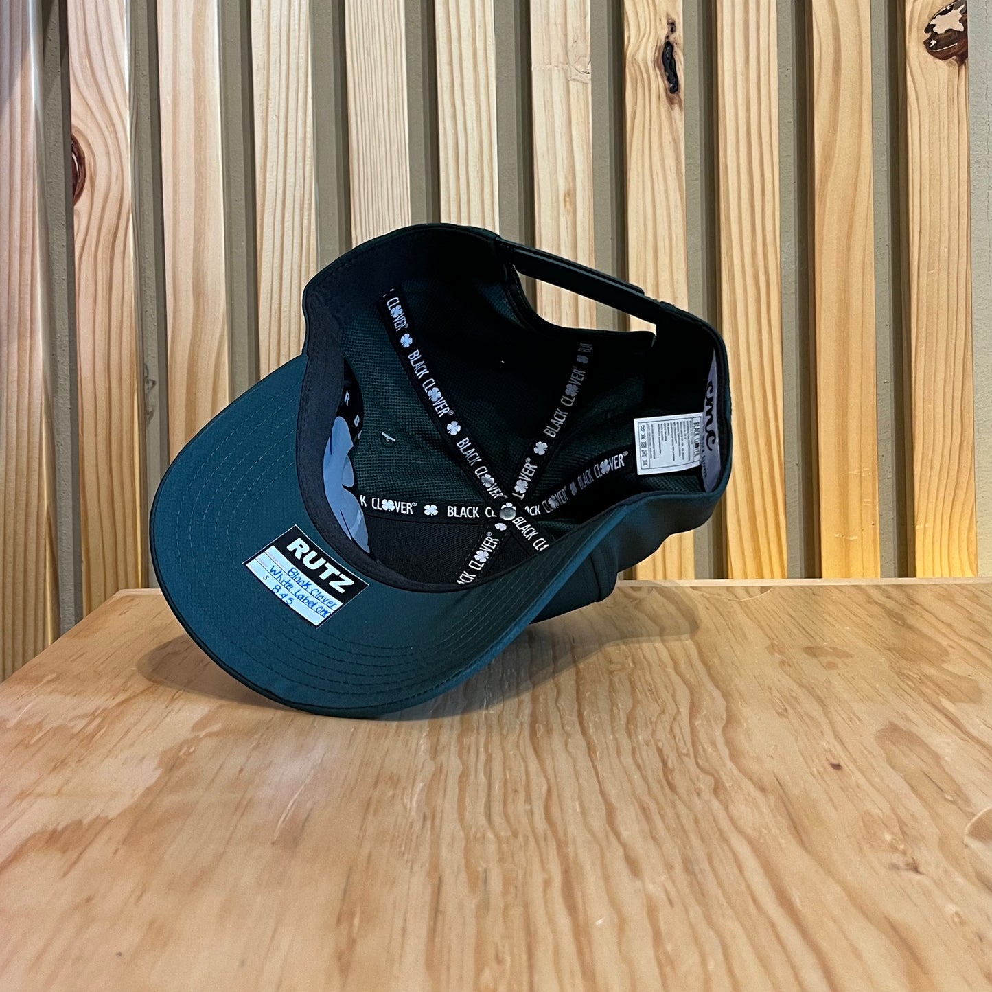 Gorra Black Clover White Label CMC Verde Ajustable