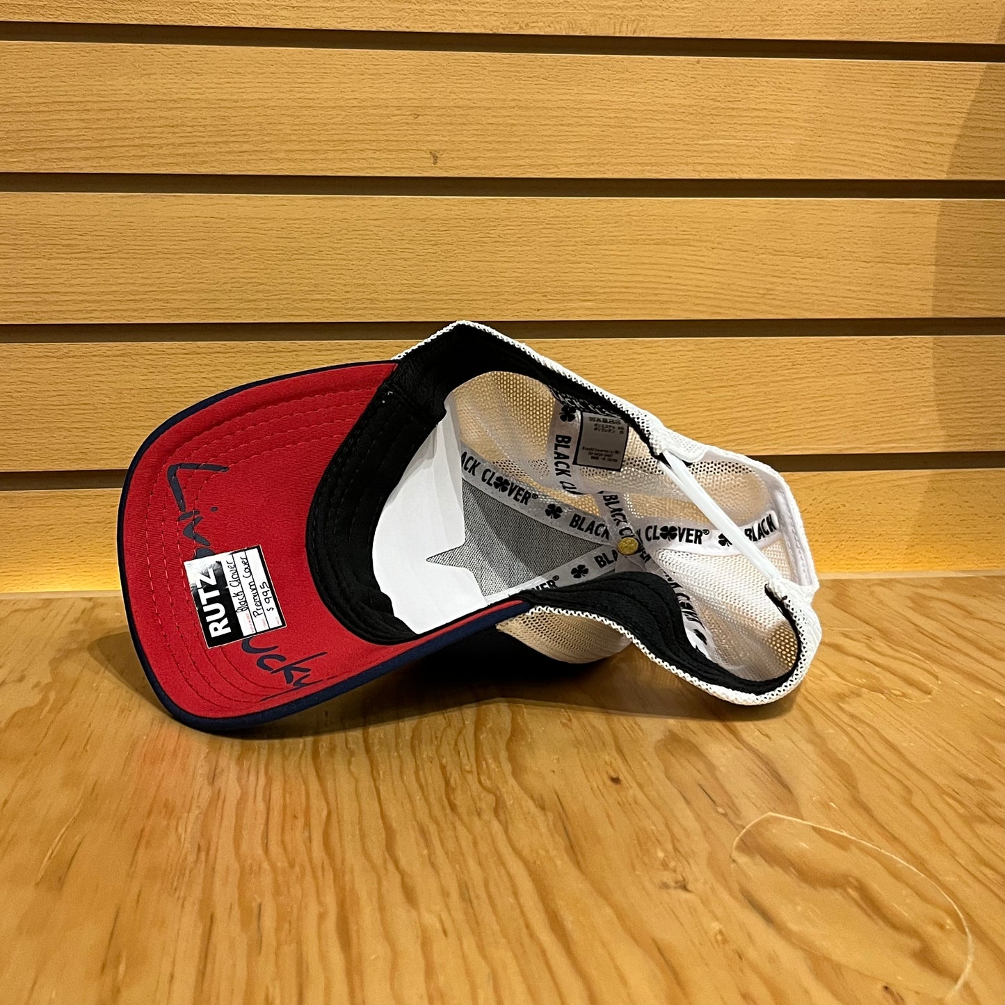 Gorra Black Clover Premium 70 Azul Blanco Rojo Ajustable