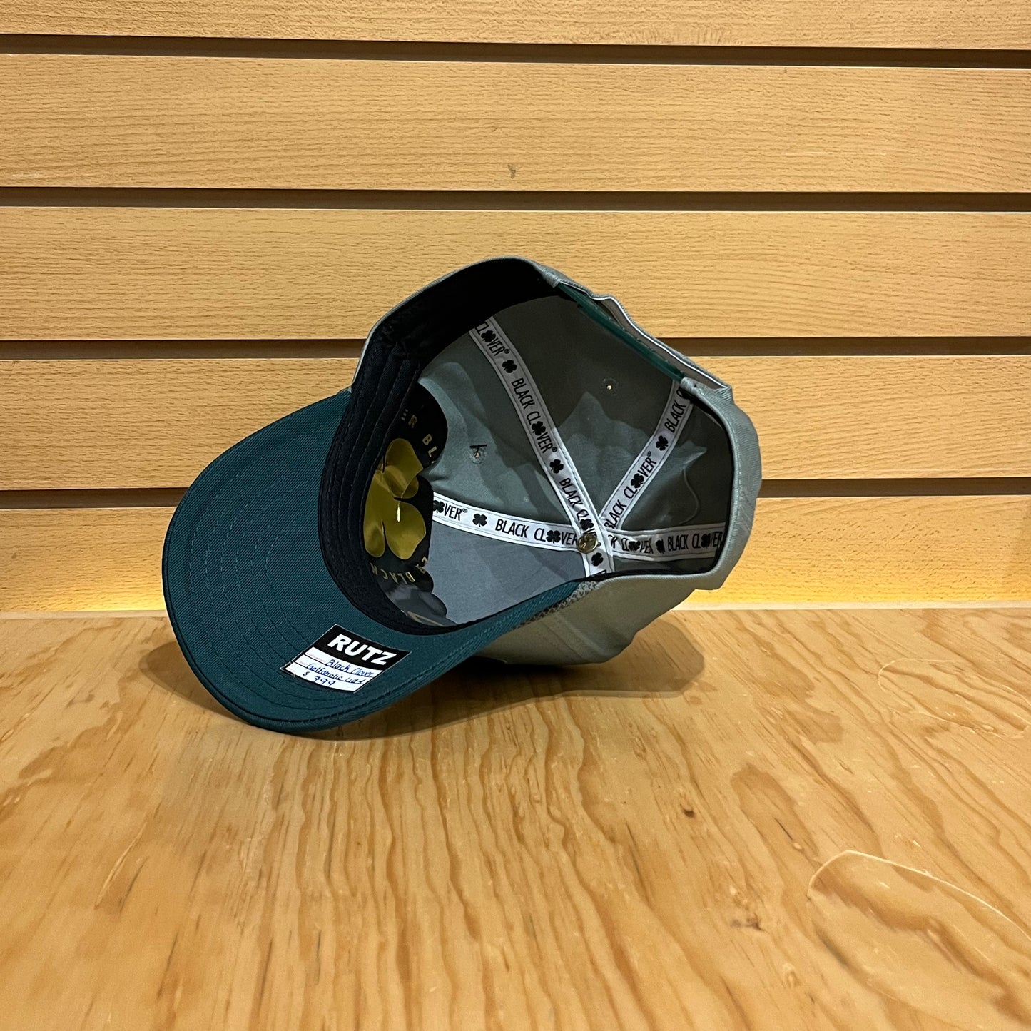 Gorra Black Clover Golfaholic Lid 4 Verde Ajustable Juvenil